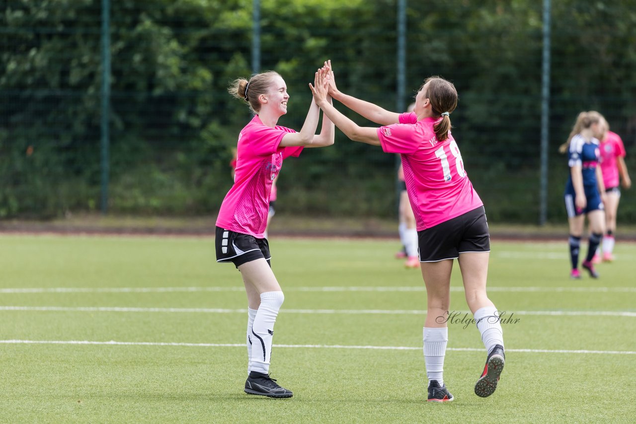 Bild 58 - wCJ Osterroenfelder TSV - VfL Pinneberg : Ergebnis: 0:15